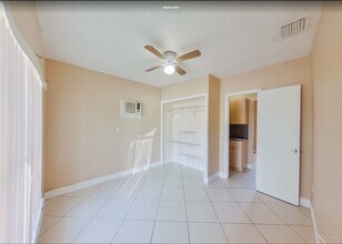 18621 SW 97th Ct in Cutler Bay, FL - Building Photo - Building Photo