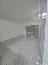 15620 SW 80th St in Miami, FL - Building Photo - Building Photo