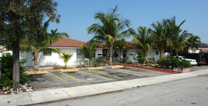 1117-1123 N J St in Lake Worth, FL - Building Photo - Building Photo