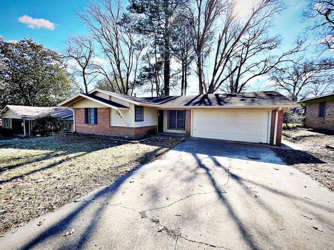 2823 Amy Ln in Tyler, TX - Building Photo - Building Photo