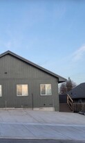 1528 Wilford Ave, Unit Wilford in Klamath Falls, OR - Building Photo