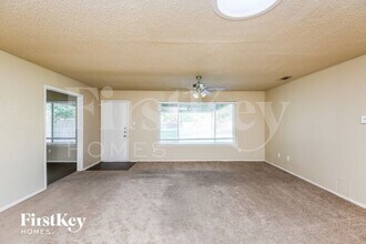 3513 Hummingbird Dr in Grand Prairie, TX - Building Photo - Building Photo