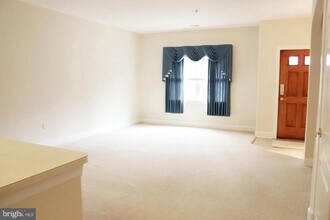 12909 Little Hayden Cir in Hagerstown, MD - Building Photo - Building Photo