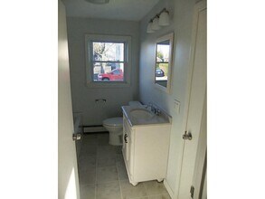 595 Admiral St, Unit Unit 1 in Providence, RI - Building Photo - Building Photo