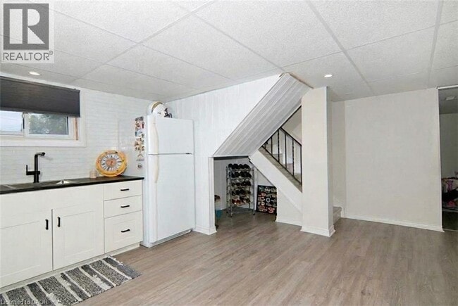 6 Ridley Ave in Welland, ON - Building Photo - Building Photo