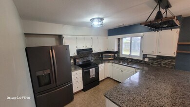 4032 Blythewood Pl in Fort Wayne, IN - Building Photo - Building Photo