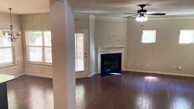 3259 Woodward Down Trail in Buford, GA - Foto de edificio - Building Photo