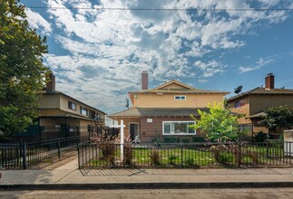 310 Cuesta Del Mar in Oxnard, CA - Building Photo - Primary Photo