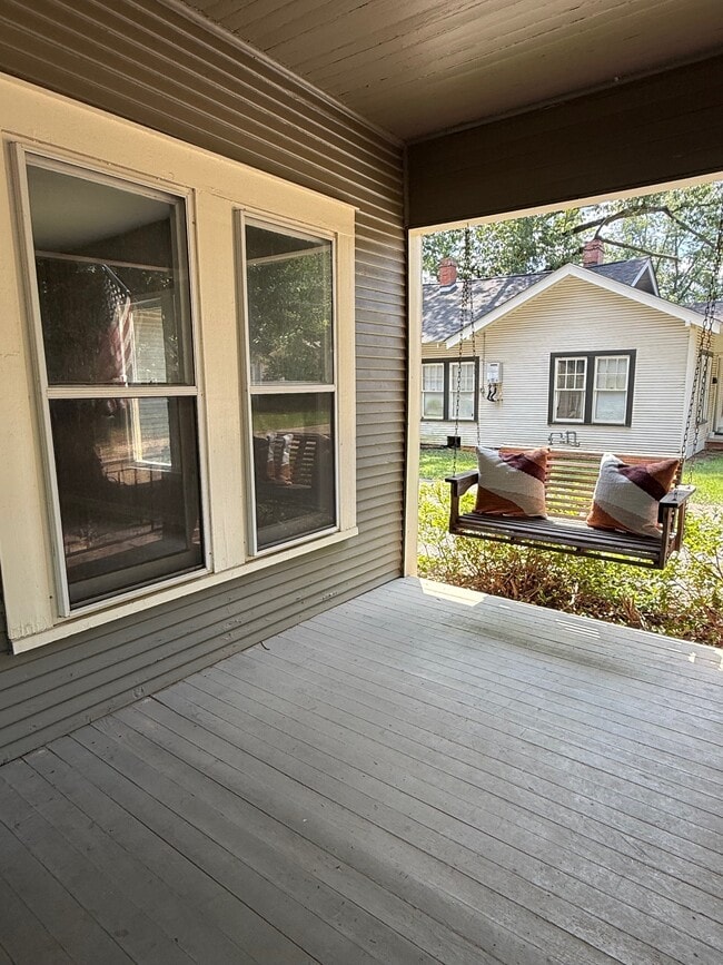 920 Ferguson St in Nacogdoches, TX - Building Photo - Building Photo