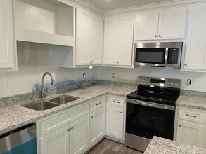 14 Carney Ln in Hattiesburg, MS - Building Photo - Building Photo