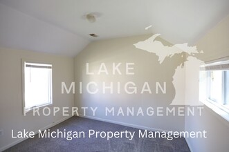 1310 Buffalo Ave NE in Grand Rapids, MI - Building Photo - Building Photo