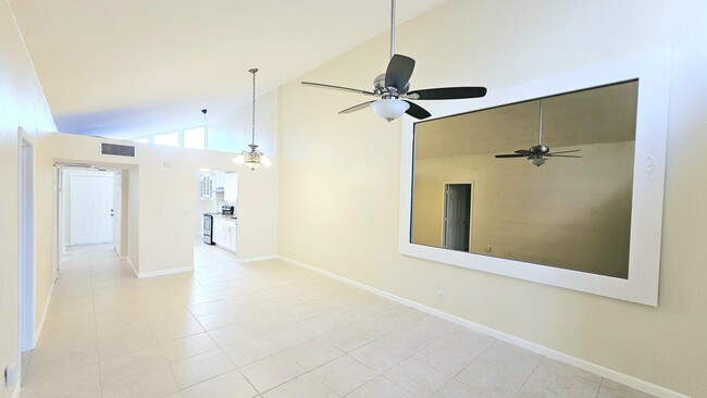 8455 NW 31st Pl in Sunrise, FL - Building Photo - Building Photo