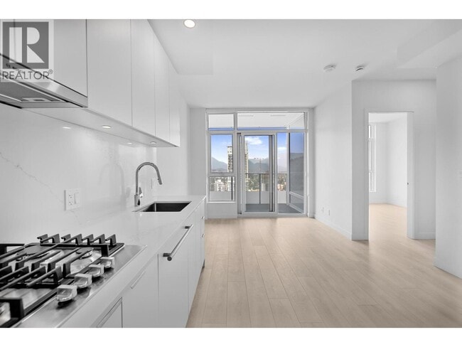 property at 537 Cottonwood Ave