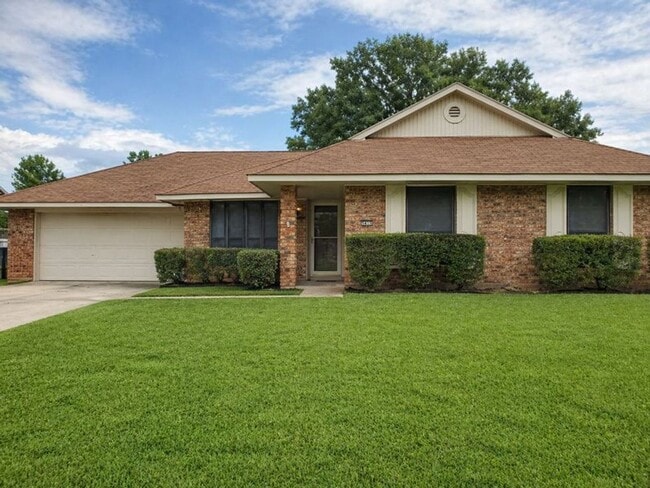 5415 Bayou Dr in Bossier City, LA - Building Photo - Building Photo