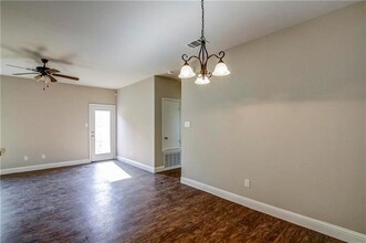 485 Canvas Ct in Crowley, TX - Building Photo - Building Photo