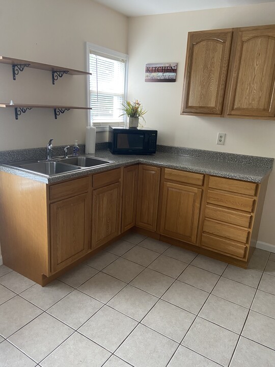 193 E 2nd St, Unit Upper in Corning, NY - Building Photo