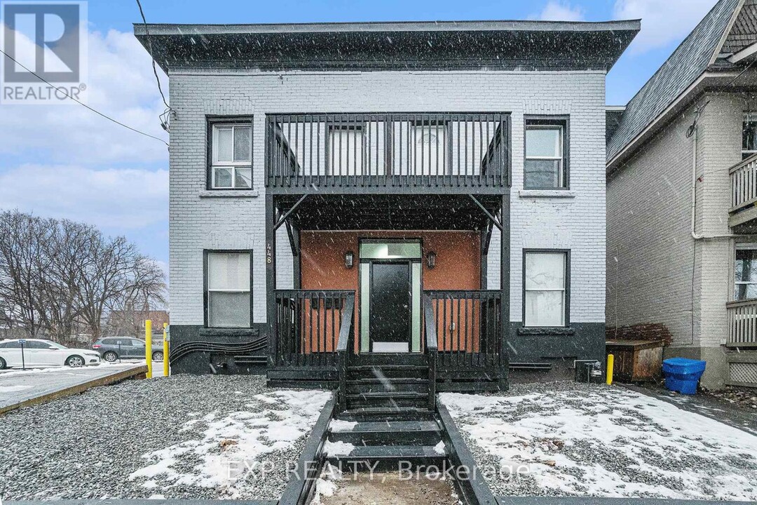 448-448 Cambridge St S in Ottawa, ON - Building Photo