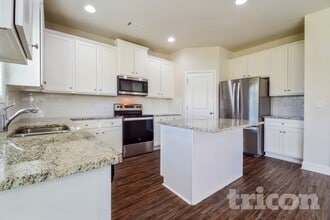 4182 Bella View Dr in Snellville, GA - Building Photo - Building Photo