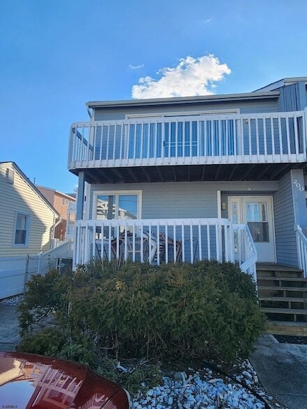 property at 200 4th St N
