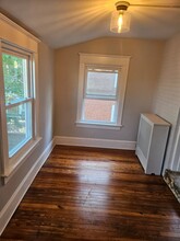 1946 Washington Blvd, Unit 2 nd Floor in Easton, PA - Building Photo - Building Photo