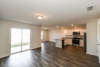 147 River Rdg Pl in Welaka, FL - Building Photo - Building Photo