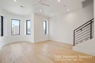 3418 13th St NW-Unit -#2 in Washington, DC - Foto de edificio - Building Photo