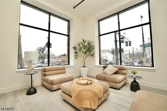 536 Central Ave in Newark, NJ - Foto de edificio - Building Photo