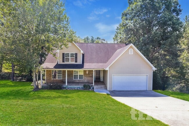 property at 930 Willow Hollow Dr