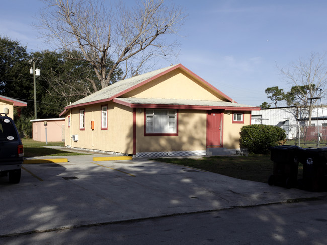 Florida Sunshine Inn in St. Cloud, FL - Building Photo - Building Photo