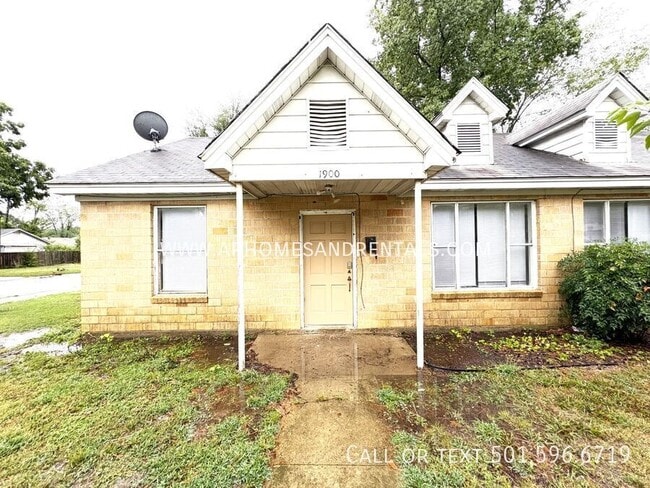 property at 1900 W Short 17th St