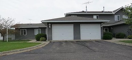 West Birch Estates in Princeton, MN - Foto de edificio