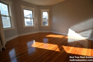 32 Stellman Rd in Boston, MA - Building Photo