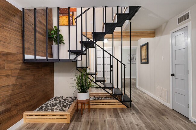 2703 Meadowstone Ct in Carrollton, TX - Building Photo - Building Photo