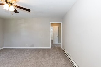 650 Montgomery St in Burlington, NC - Building Photo - Building Photo