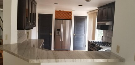 11874 Caminito De Las Missiones in San Diego, CA - Building Photo - Building Photo