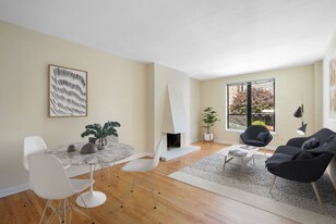 1425 N Dearborn St, Unit B4 in Chicago, IL - Building Photo