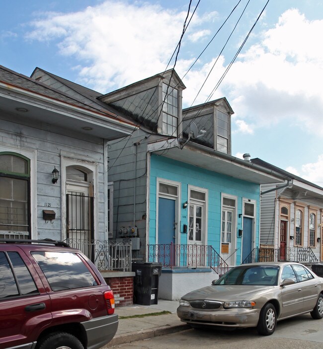 1117 Mandeville St in New Orleans, LA - Building Photo - Building Photo