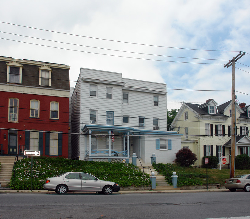 161 Summit Ave in Hagerstown, MD - Building Photo