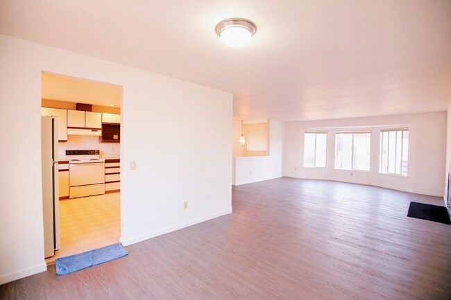 property at 515 NW Bright St