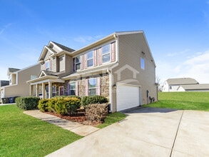 113 Tannin Way in Lexington, NC - Building Photo - Building Photo