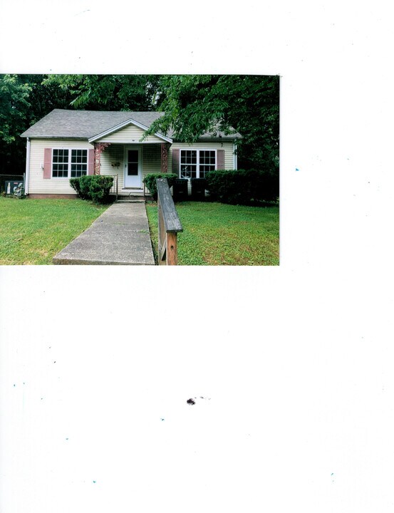 149 N Jessup Ave in Hopkinsville, KY - Foto de edificio