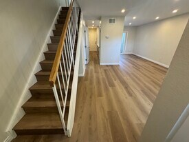 28835 Conejo View Dr, Unit 28835 in Agoura Hills, CA - Building Photo