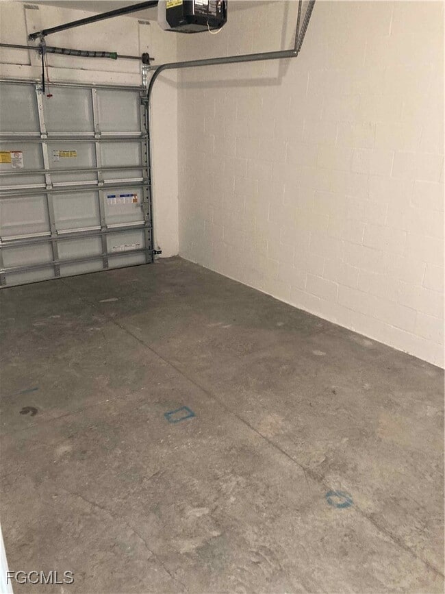 property at 14051 Oviedo Pl