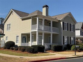 2332 Trellis Ln SE in Marietta, GA - Building Photo
