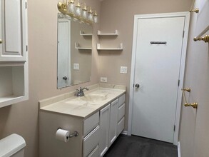 305 River Glen Ave in Elmhurst, IL - Building Photo - Building Photo