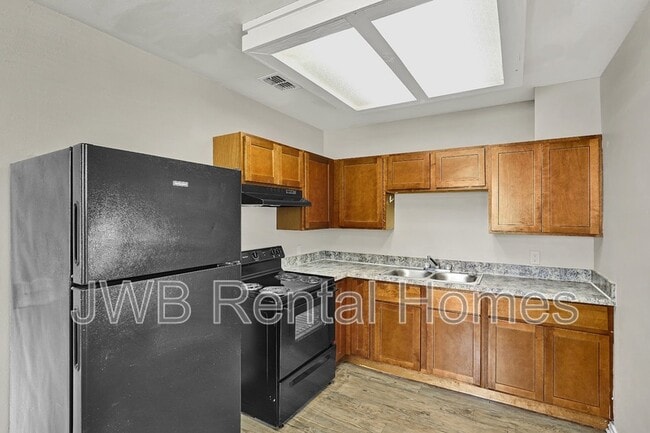 8944 Jackson Ave in Jacksonville, FL - Building Photo - Building Photo