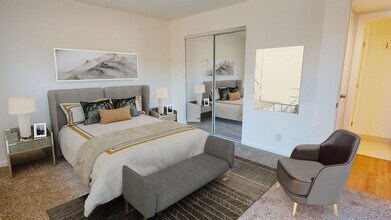 1013 Echo Rd, Unit 13 in Redding, CA - Building Photo - Building Photo