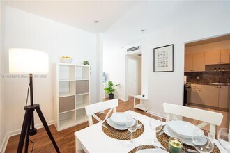 1150 Euclid Ave in Miami Beach, FL - Building Photo - Building Photo