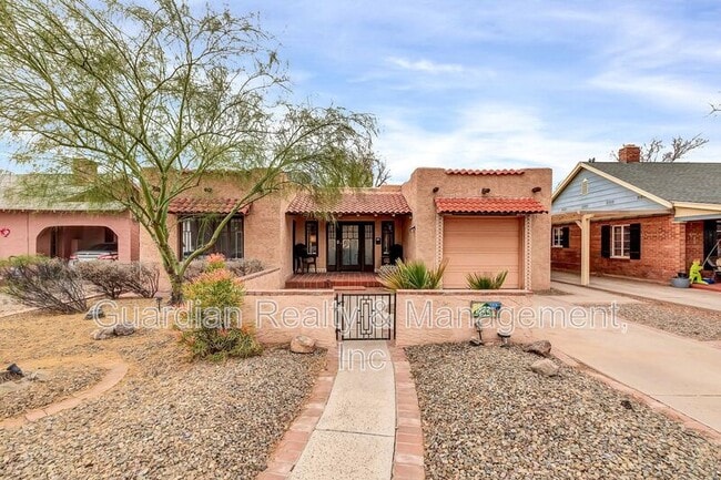 property at 1822 N 16th Ave