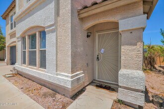 10616 E Balmoral Ave in Mesa, AZ - Building Photo - Building Photo